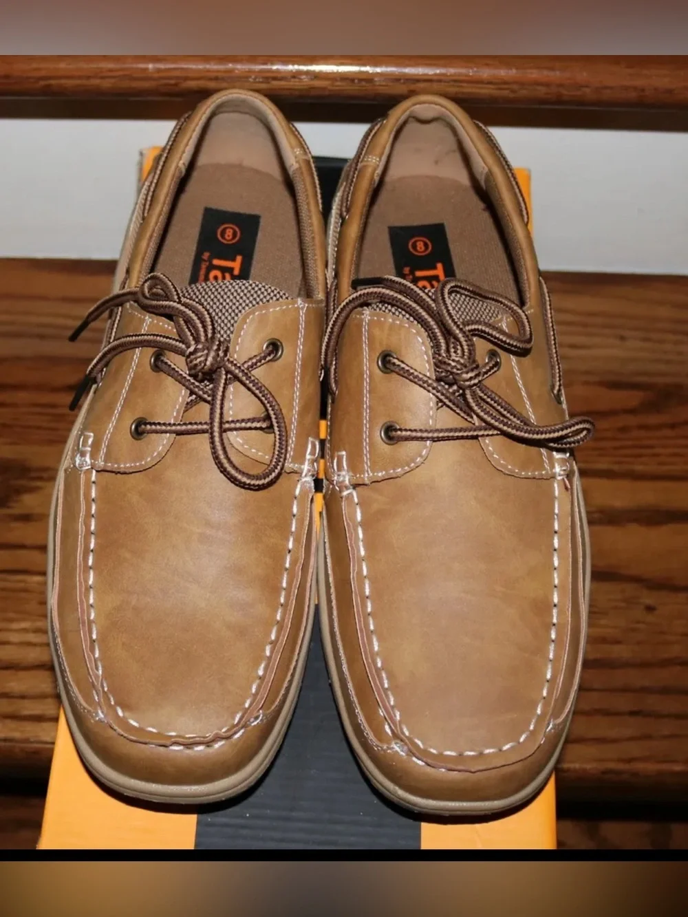 Men's Tan's by Tansmith Boat Deck Casual Shoes with Original Box - Size 8M